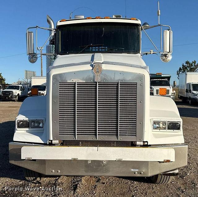 Image of Kenworth T800 equipment image 1