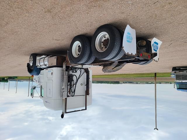 Image of Kenworth T800 equipment image 2