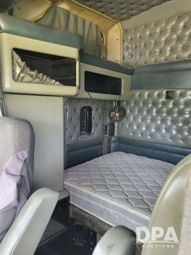 Image of Kenworth T800 equipment image 4