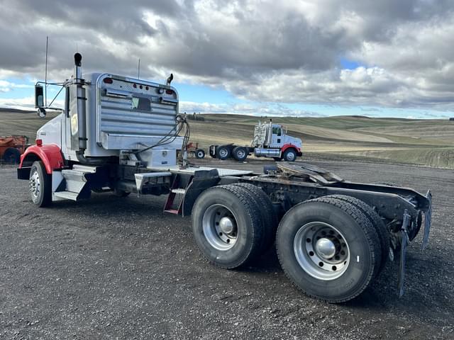Image of Kenworth T800 equipment image 2