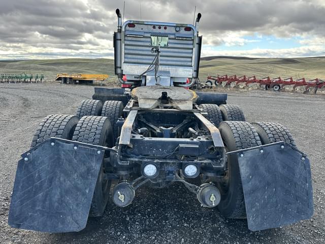 Image of Kenworth T800 equipment image 3