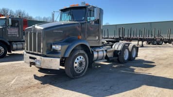 Main image Kenworth T800B