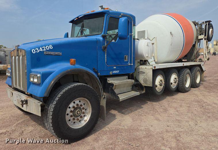 Image of Kenworth W900 Primary image