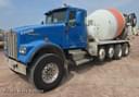 1999 Kenworth W900 Image