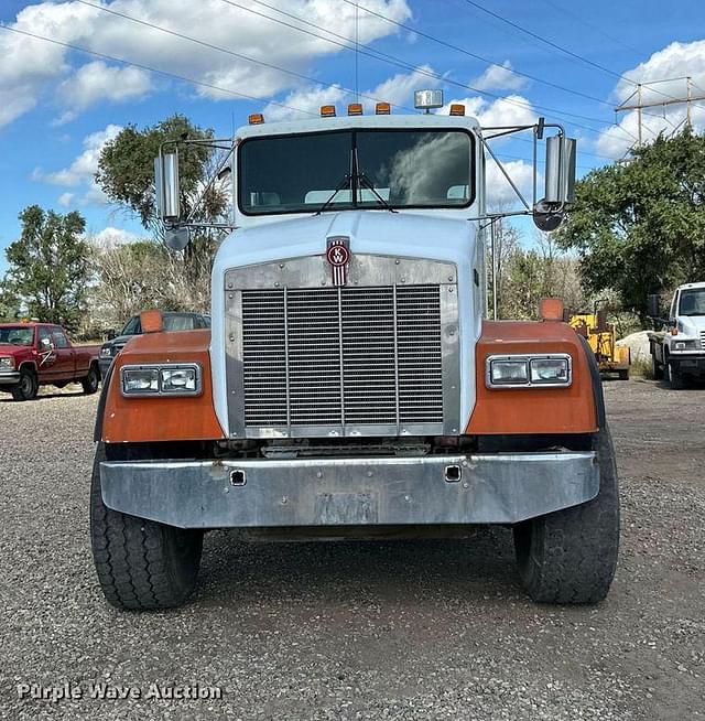 Image of Kenworth W900 equipment image 1