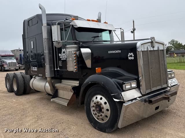 Image of Kenworth W900B equipment image 2