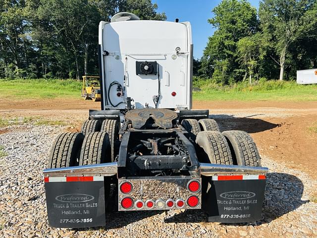 Image of Kenworth W900B equipment image 2