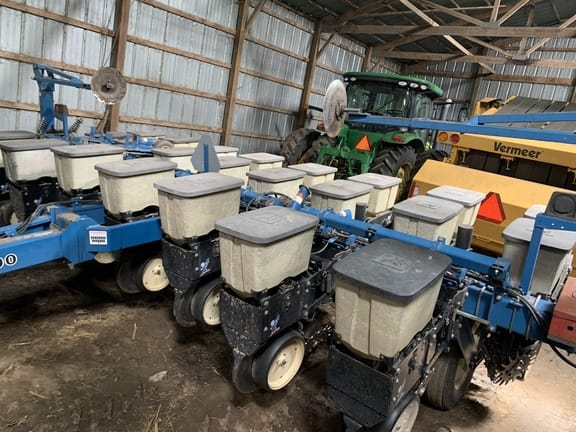 Main image Kinze 2000