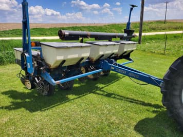 Main image Kinze 2000