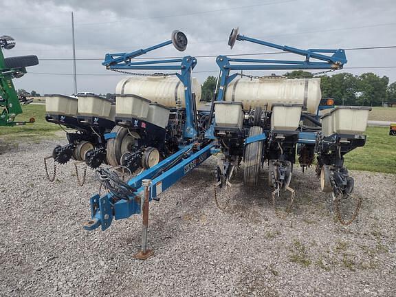 Image of Kinze 2210 Primary image
