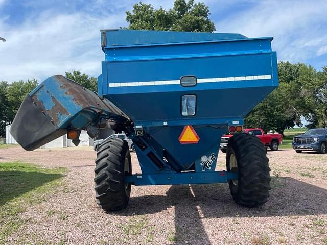 Image of Kinze 450 equipment image 4