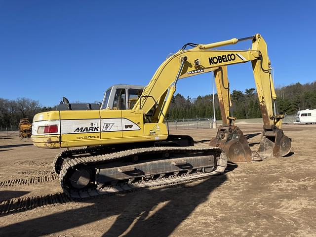 Image of Kobelco SK200LC equipment image 4