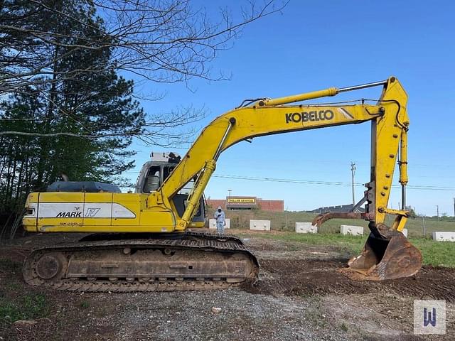 Image of Kobelco SK220 equipment image 3