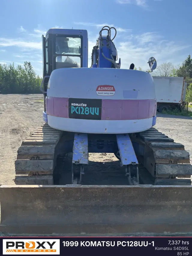 Image of Komatsu PC128UU equipment image 2
