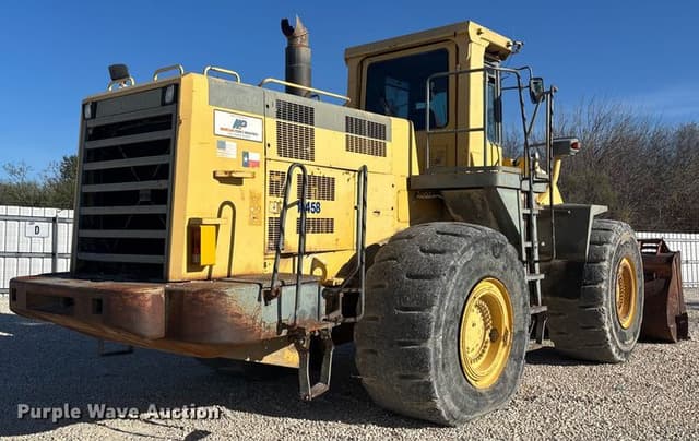 Image of Komatsu WA600 equipment image 4