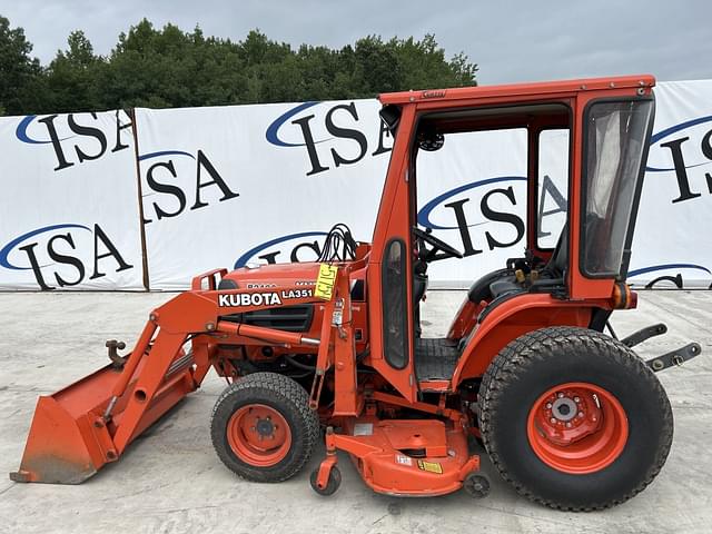 Image of Kubota B2400 equipment image 1