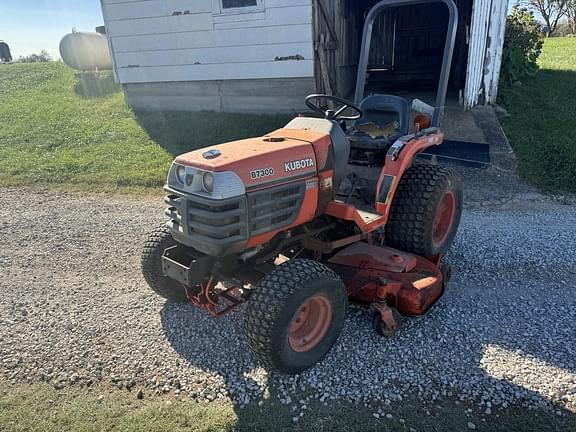 Image of Kubota B7300 equipment image 3