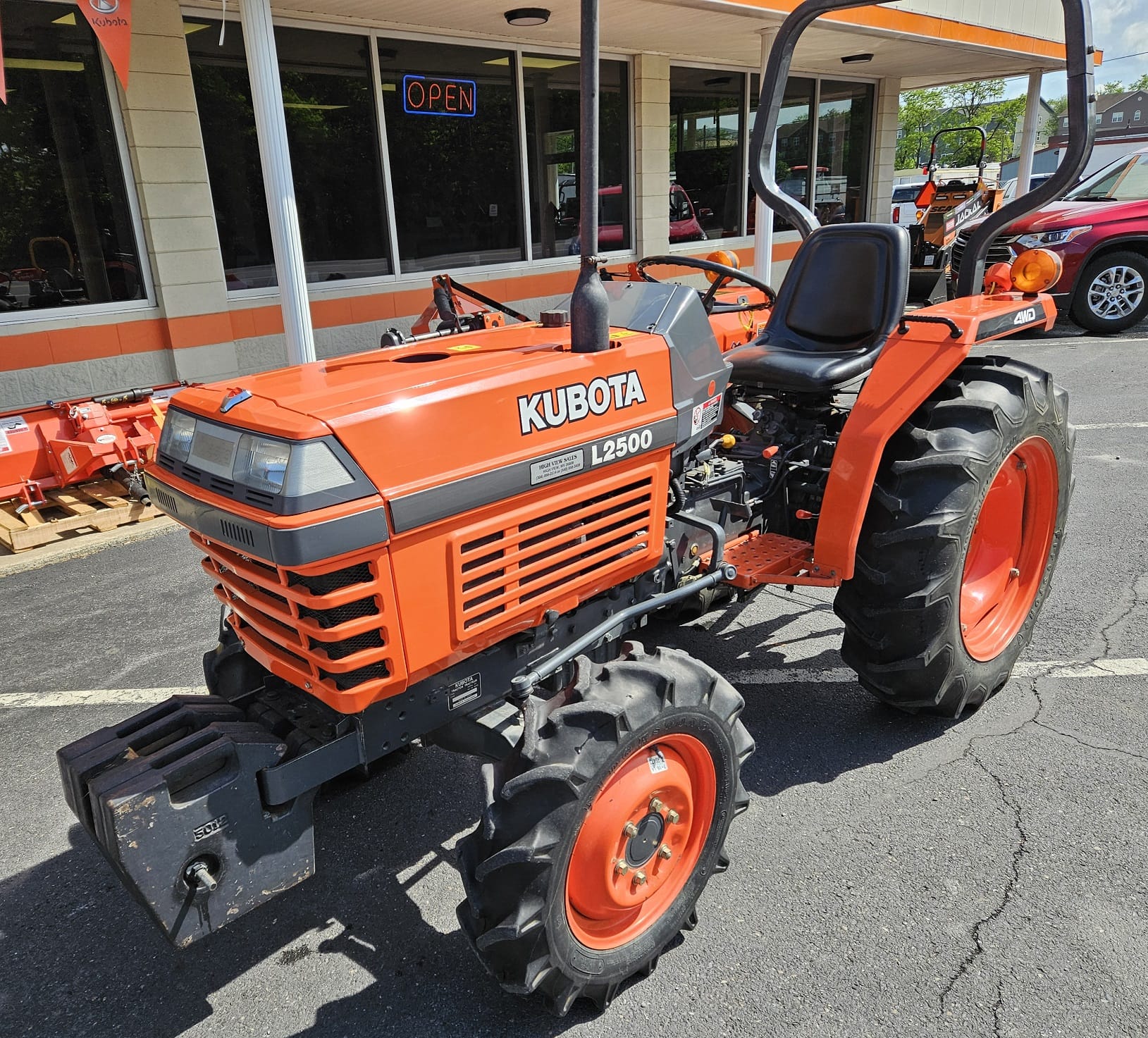 Main image Kubota L2500