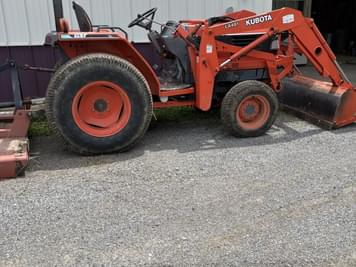 Main image Kubota L3010