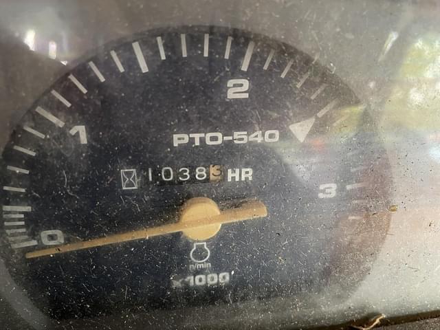 Image of Kubota L3710HST equipment image 4