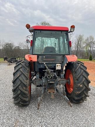 Image of Kubota M6800 equipment image 4