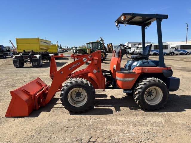 Image of Kubota R520 equipment image 4