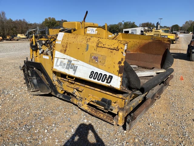 Image of LeeBoy 8000D equipment image 3