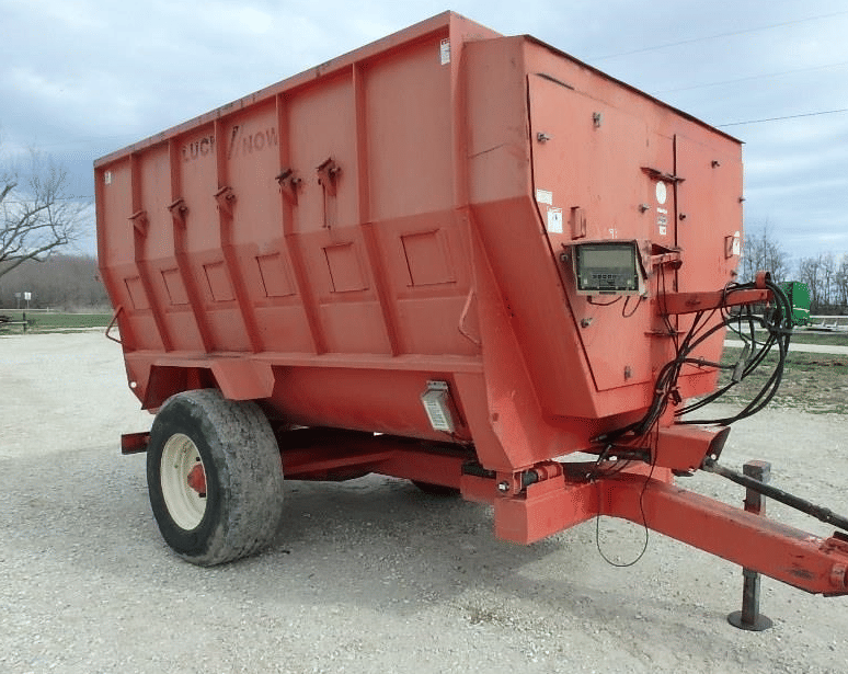 1999 LuckNow HM500 Hay and Forage Grinders/Mixers for Sale Tractor Zoom