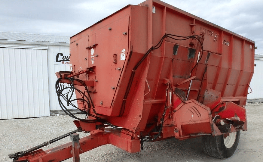 1999 LuckNow HM500 Hay and Forage Grinders/Mixers for Sale Tractor Zoom