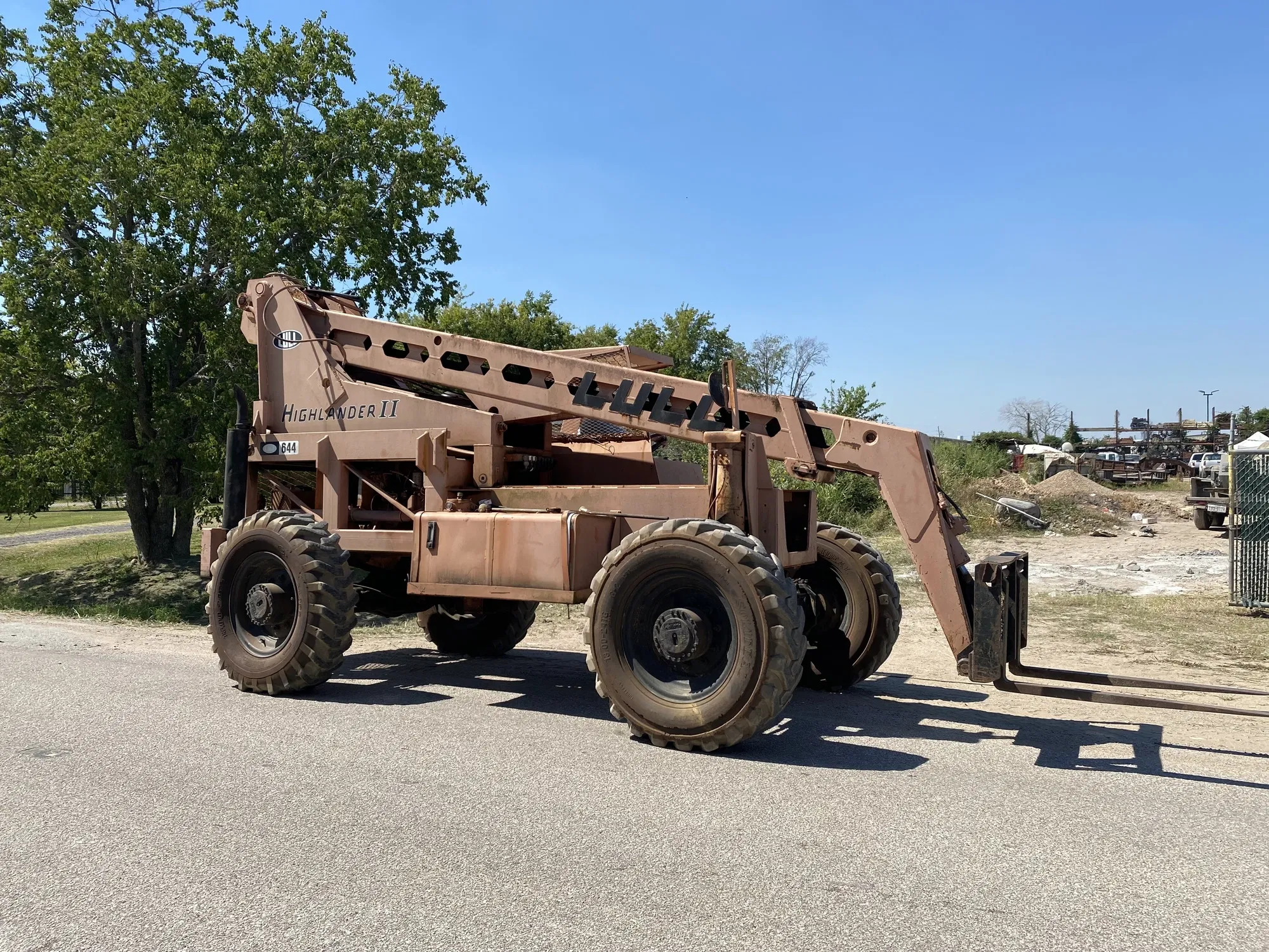 1999 Lull 644T Equipment Image0