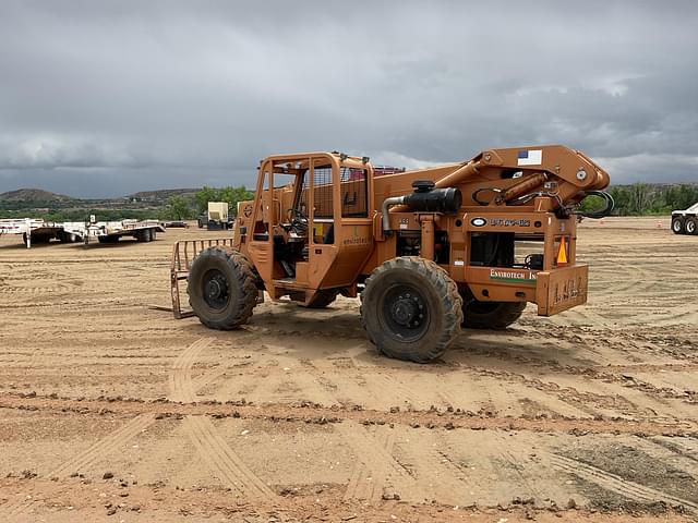 Image of Lull 844C-42 equipment image 3