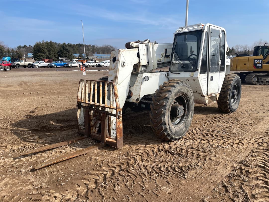 Image of Lull 844C-42 Primary image