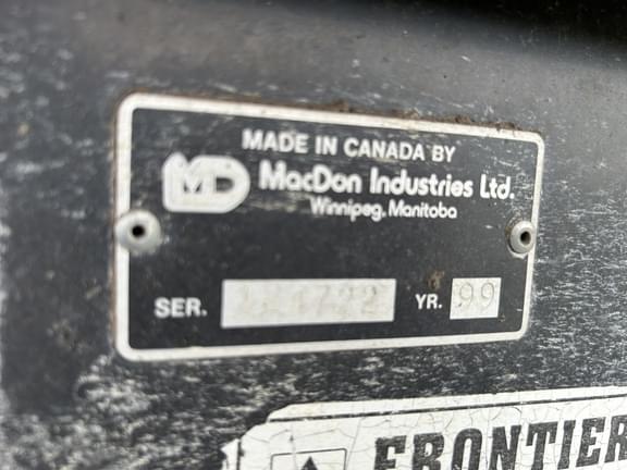 Image of MacDon 9300 equipment image 2