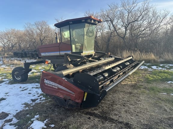 1999 MacDon 9300 Equipment Image0