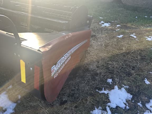 Image of MacDon 9300 equipment image 2