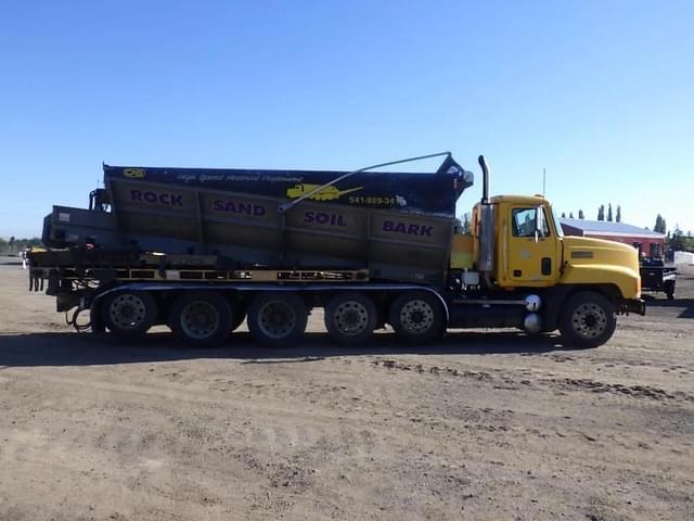 Image of Mack CH613 equipment image 2