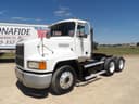 1999 Mack CH613 Image