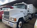 1999 Mack CH613 Image