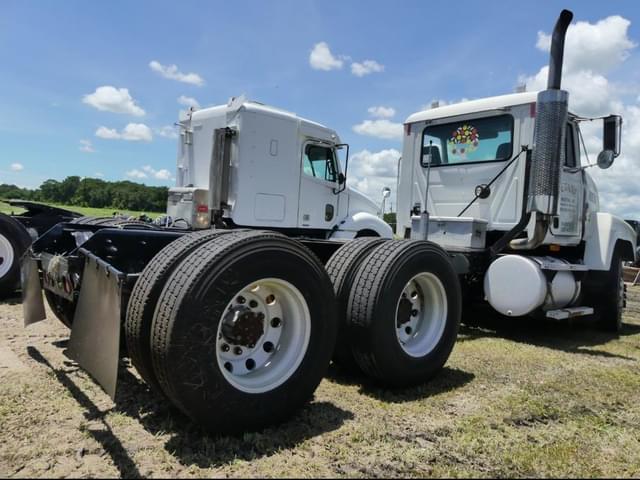 Image of Mack CH613 equipment image 2