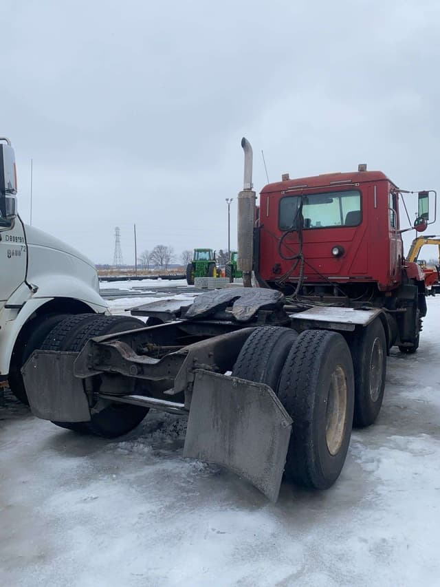 Image of Mack CH613 equipment image 4
