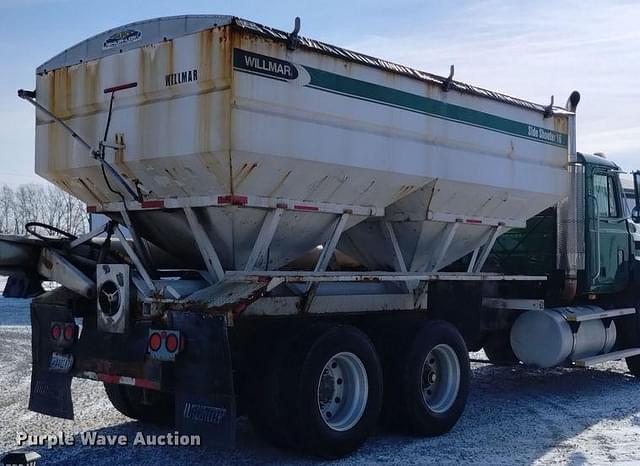Image of Mack CH613 equipment image 4