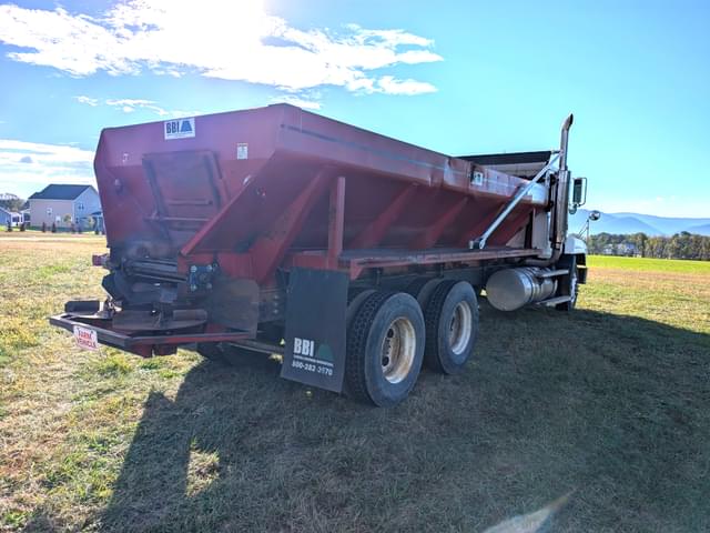 Image of Mack CH613 equipment image 4