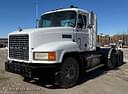 1999 Mack CH613 Image