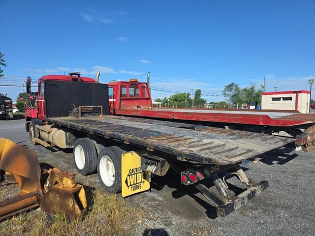 Image of Mack CH613 equipment image 2