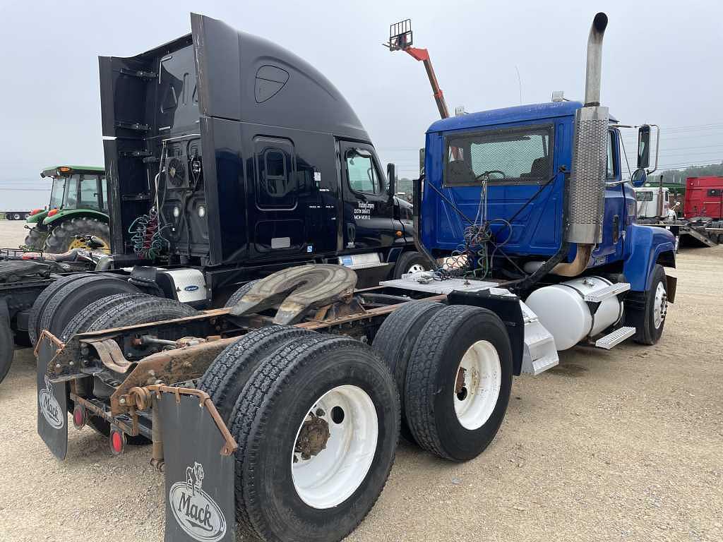 1999 Mack CH613 Other Equipment Trucks for Sale | Tractor Zoom