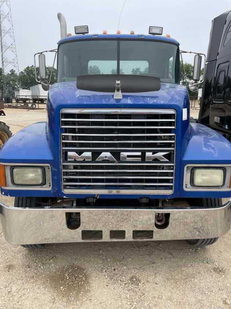 1999 Mack CH613 Other Equipment Trucks for Sale | Tractor Zoom