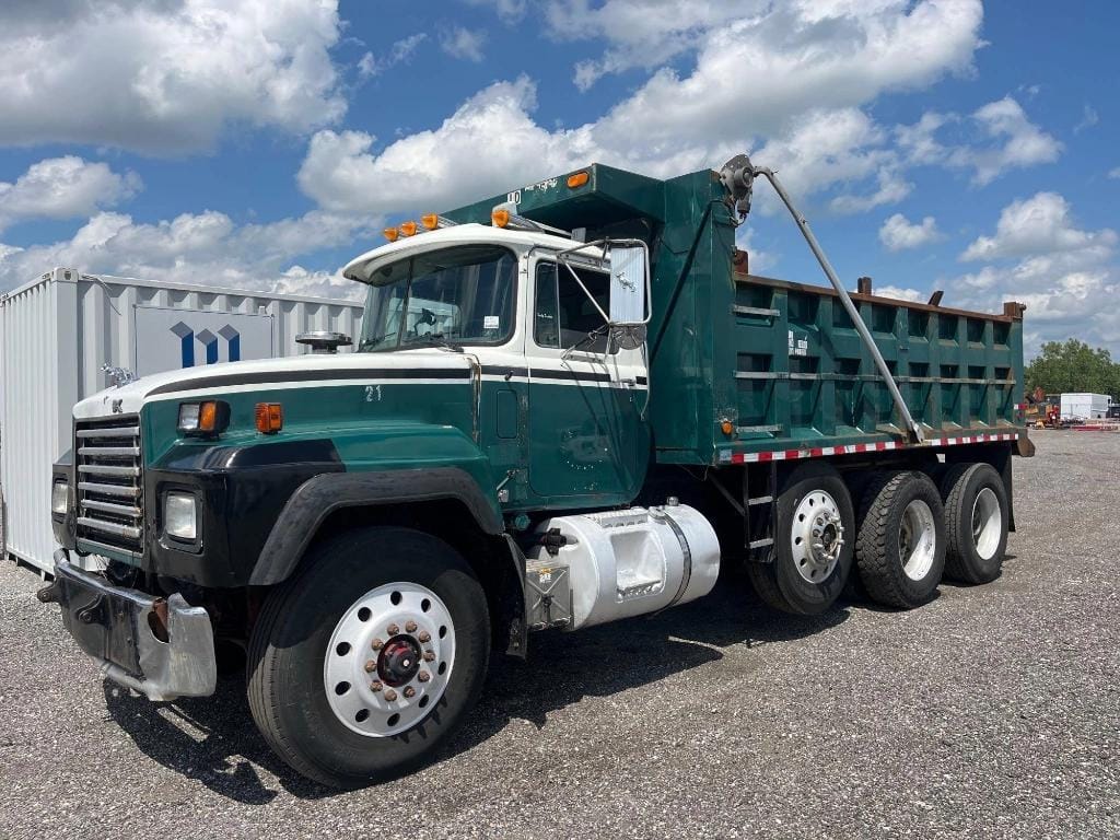 1999 Mack RD6885 Equipment Image0