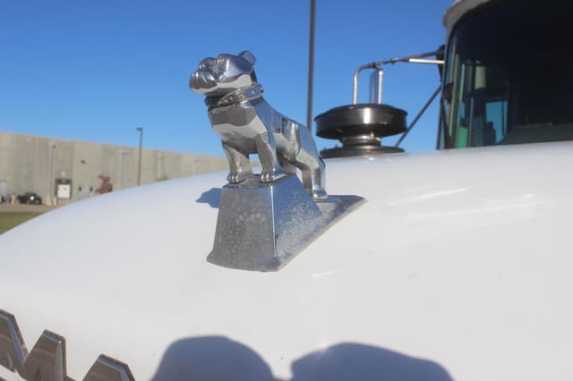 Image of Mack RD688S equipment image 3