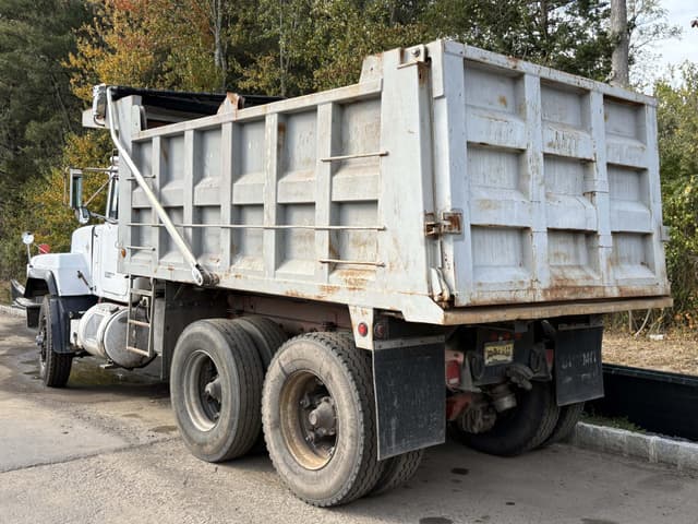 Image of Mack RD688SX equipment image 2