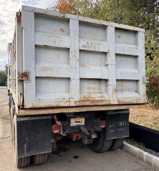 Image of Mack RD688SX equipment image 3